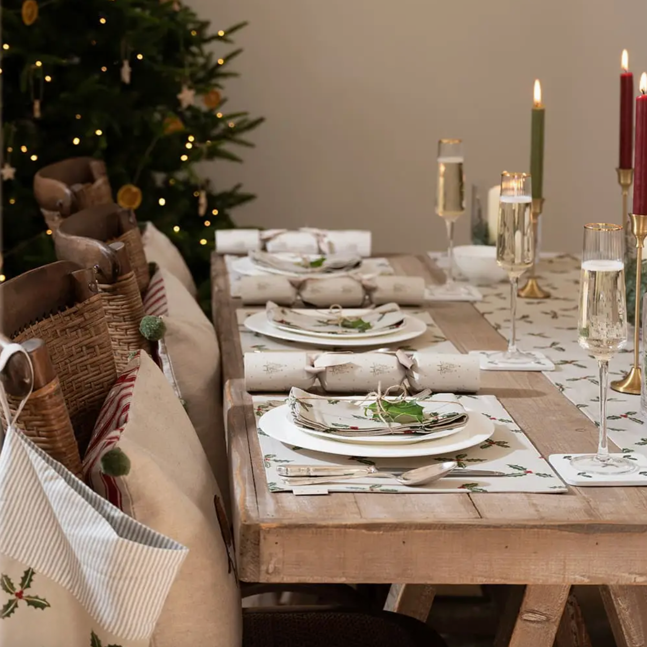 Holly & Berry Placemats Set of 2