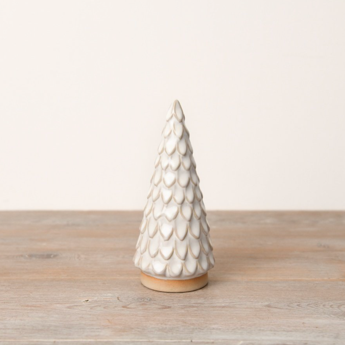 Scalloped Ceramic Christmas Tree